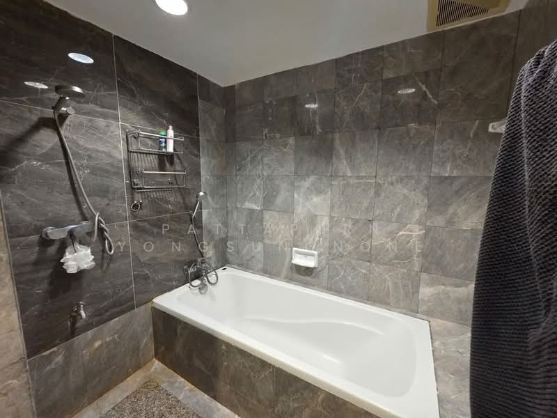 Baan Preuksasiri Suanplu, Bangkok, 185 Suan Phlu 6 Alley, Thung Maha Mek, Sathon, Bangkok, 2 Bedrooms, 100 sqm, Condo For Rent, by Pattaporn Yongsungnone, 500194016 - DDproperty.com