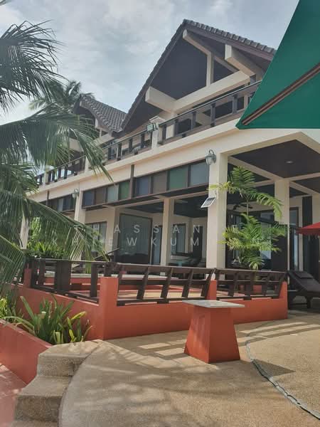 For Sale Beachfront House on Koh Samui, Surat Thani, Nha Mueng, Ko Samui, Surat Thani, 5 Bedrooms, 650 sqm, Single Detached House For Sale, by Thassanee Khiewkumpan, 500194042 - DDproperty.com