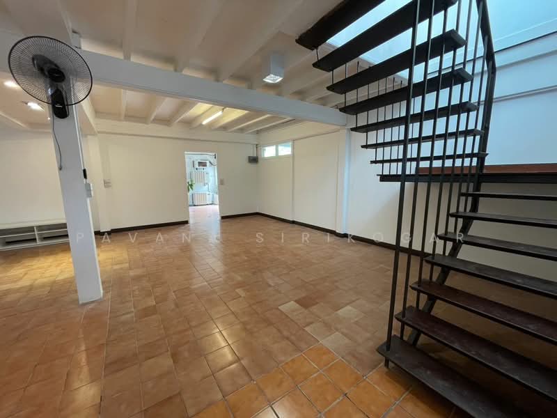 2-BR House, Bangkok, Chong Nonsi, Yan Nawa, Bangkok, 2 Bedrooms, 120 sqm, Single Detached House For Rent, by Pavana Sirikogar, 500194045 - DDproperty.com