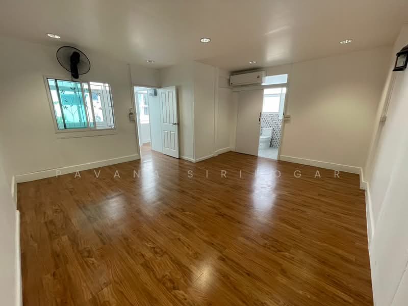 2-BR House, Bangkok, Chong Nonsi, Yan Nawa, Bangkok, 2 Bedrooms, 120 sqm, Single Detached House For Rent, by Pavana Sirikogar, 500194045 - DDproperty.com