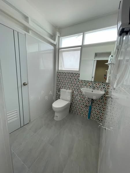 2-BR House, Bangkok, Chong Nonsi, Yan Nawa, Bangkok, 2 Bedrooms, 120 sqm, Single Detached House For Rent, by Pavana Sirikogar, 500194045 - DDproperty.com