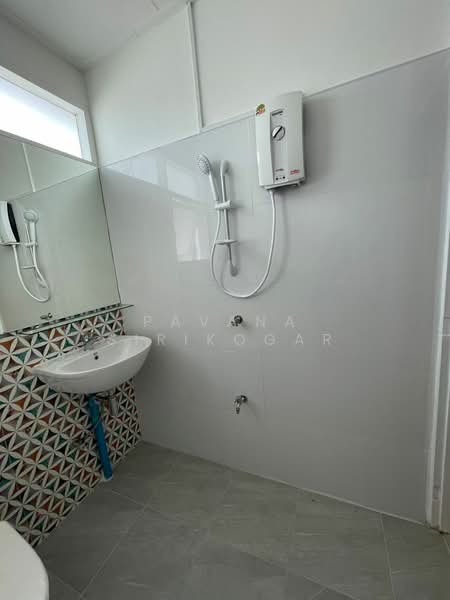 2-BR House, Bangkok, Chong Nonsi, Yan Nawa, Bangkok, 2 Bedrooms, 120 sqm, Single Detached House For Rent, by Pavana Sirikogar, 500194045 - DDproperty.com