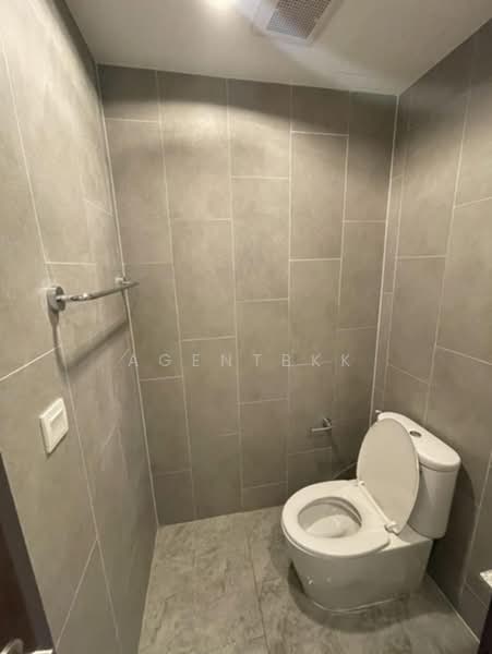 C Ekkamai, Bangkok, 888 Soi Sukhumvit 63, Sukhumvit Road, Khlong Tan Nua, Watthana, Bangkok, 1 Bedroom, 36 sqm, Condo For Rent, by Agentbkk, 500194061 - DDproperty.com