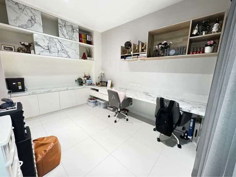 Bangkok Boulevard Rama 9, Bangkok, Kanchanaphisek Ring Road, Saphan Sung, Saphan Sung, Bangkok, 4 Bedrooms, 247 sqm, Single Detached House For Rent, by Pattaporn Yongsungnone, 500194089 - DDproperty.com