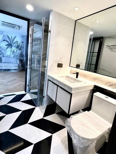 President Park Sukhumvit 24, Bangkok, 99 Sukhumvit 24 Alley, Khlongtoei Nua, Watthana, Bangkok, 3 Bedrooms, 223 sqm, Condo For Rent, by Chanisara Kruakaew, 500194119 - DDproperty.com