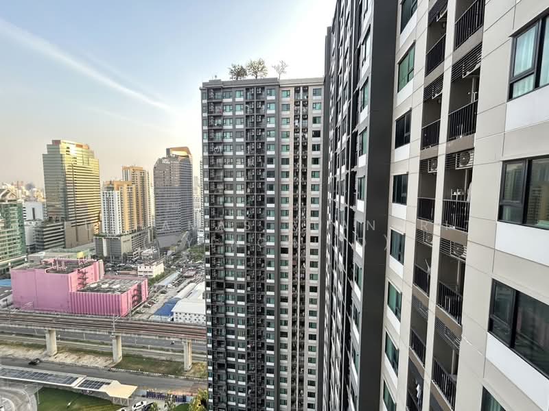 Life Asoke, Bangkok, Asoke-Dindang Road, Bang Kapi, Huai Khwang, Bangkok, 1 Bedroom, 30 sqm, Condo For Rent, by Juthamas Ruangrit ( YingMild), 500194123 - DDproperty.com