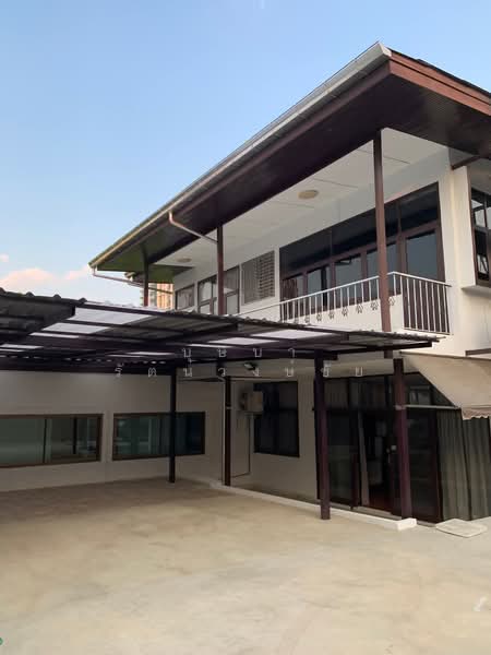 ทำเล BTS ปุณณวิถี ให้เช่าบ้านเดี่ยว 5 นอน ซ.สุขุมวิท 64 บ้านพร้อมอยู่ ทำเลดี, Bangkok, สุขุมวิท, Bang Chak, Phra Khanong, Bangkok, 5 Bedrooms, 280 sqm, Single Detached House For Rent, by บุษบา รัตนวงษ์ชัย, 500194133 - DDproperty.com