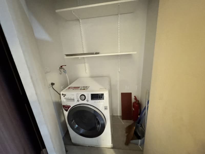 Fuse Chan-Sathorn, Bangkok, 160 Chan Road, Thung Wat Don, Sathon, Bangkok, 2 Bedrooms, 57 sqm, Condo For Rent, by Khun Rent, 500194160 - DDproperty.com