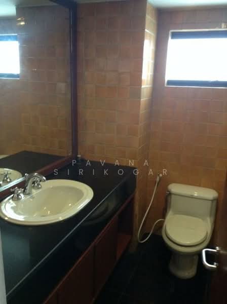 Las Colinas, Bangkok, Sukhumvit 21 Road, Khlongtoei Nua, Watthana, Bangkok, 2 Bedrooms, 185 sqm, Condo For Rent, by Pavana Sirikogar, 500194217 - DDproperty.com