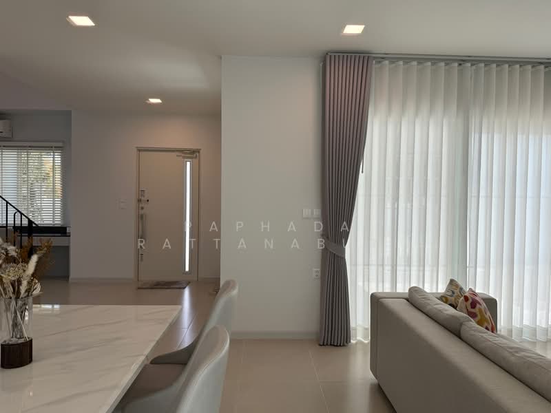 Chaiyapruek Bangna Km 15, Samut Prakan, 234 Moo 3 Km.15 Bangna-Trad Road Km.15, Bang Chalong, Bang Plee, Samut Prakan, 3 Bedrooms, 184 sqm, Single Detached House For Rent, by Paphada Rattanaburi, 500194220 - DDproperty.com