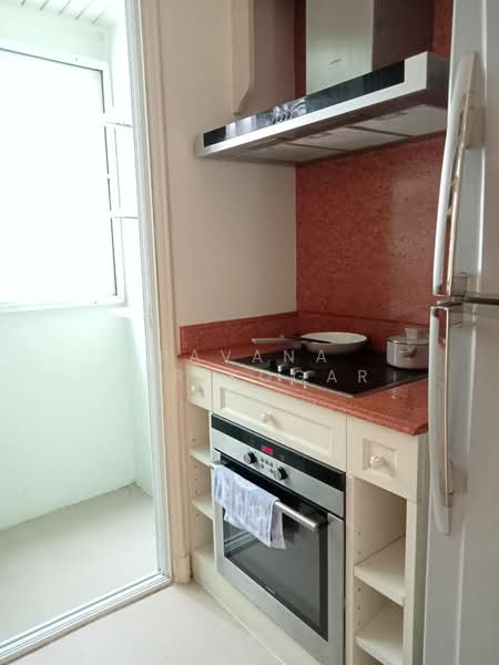 Baan Pipat Apartment : บ้านพิพัฒน์อพาทเมนท์ สีลม, กรุงเทพ, สีลม, บางรัก, กรุงเทพ, 187 ตร.ม., อพาร์ทเมนท์ ให้เช่า, โดย Pavana Sirikogar, 500194253 - DDproperty.com