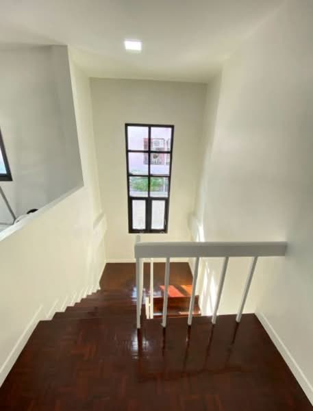 หมู่บ้านเมืองเอกรังสิต, Pathum Thani, ถนนพหลโยธิน ตำบลหลักหก อำเภอเมืองปทุมธานี, Lak Hok, Muang Pathum Thani, Pathum Thani, 4 Bedrooms, 250 sqm, Single Detached House For Sale, by ชลิภา ชัยยะกุลภา, 500194317 - DDproperty.com