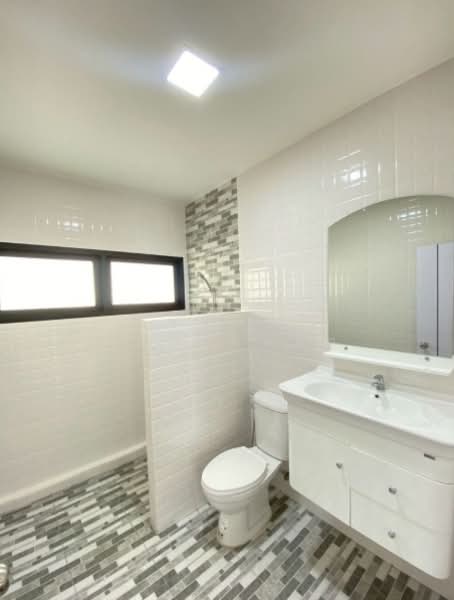 หมู่บ้านเมืองเอกรังสิต, Pathum Thani, ถนนพหลโยธิน ตำบลหลักหก อำเภอเมืองปทุมธานี, Lak Hok, Muang Pathum Thani, Pathum Thani, 4 Bedrooms, 250 sqm, Single Detached House For Sale, by ชลิภา ชัยยะกุลภา, 500194317 - DDproperty.com