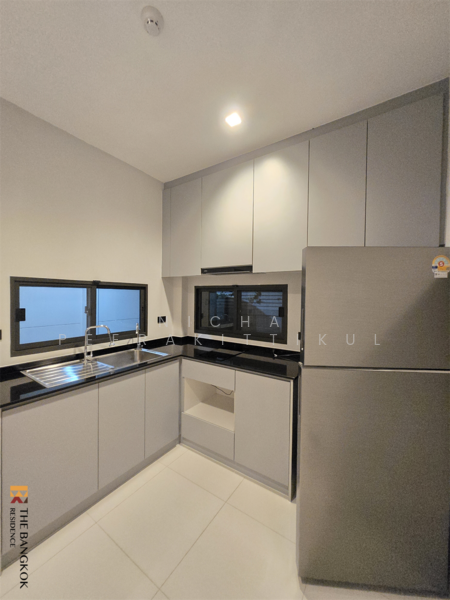 Bangkok Boulevard Bangna KM.5, Samut Prakan, Bang Na-Trat 37 Alley, Bang Kaeo, Bang Plee, Samut Prakan, 4 Bedrooms, 237 sqm, Single Detached House For Rent, by Nicha Peerakittikul, 500194335 - DDproperty.com