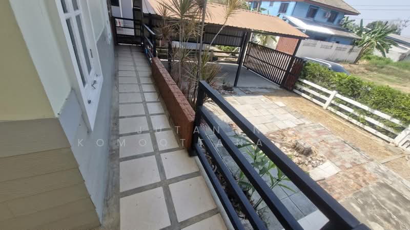 ให้เช่าบ้านเดี่ยว 1 ชั้น 21 ร่มฟ้าซอย 13 ต.สนามจันทร์ จ.นครปฐม ทำเลดี เดินทางสะดวก ใกล้เซ็นทรัล, Nakhon Pathom, Sanam Chan, Muang Nakhon Pathom, Nakhon Pathom, 2 Bedrooms, 480 sqm, Single Detached House For Rent, by Jutanon Komoottanaruk, 500194350 - DDproperty.com