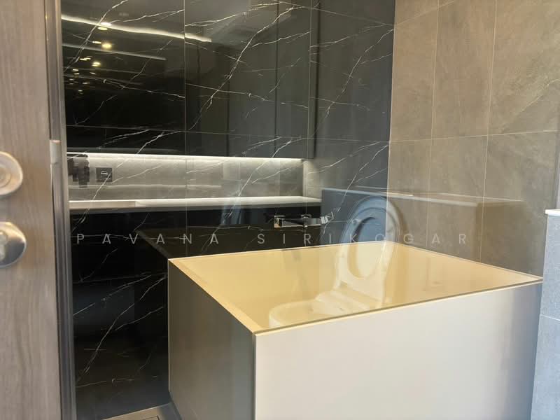 Landmark @MRTA Station, Bangkok, 397 Rama 9 Road, Bang Kapi, Huai Khwang, Bangkok, 3 Bedrooms, 100 sqm, Condo For Rent, by Pavana Sirikogar, 500194363 - DDproperty.com