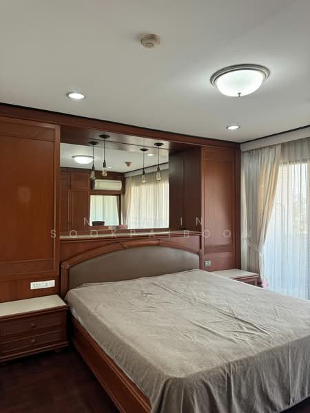 Richmond Palace, Bangkok, Soi Sukhumvit 43 Sukhumvit Road, Khlong Tan Nua, Watthana, Bangkok, 2 Bedrooms, 146 sqm, Condo For Rent, by Nakarin  Sookpaiboon, 500194375 - DDproperty.com