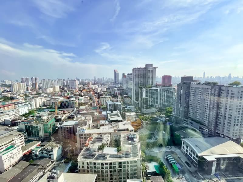 XT Huaikhwang, Bangkok, 244 Ratchadaphisek Road, Huai Khwang, Huai Khwang, Bangkok, 1 Bedroom, 35 sqm, Condo For Rent, by Chanisara Kruakaew, 500194379 - DDproperty.com