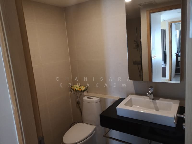 Socio Reference 61, Bangkok, Sukhumvit 61, Khlongtoei Nua, Watthana, Bangkok, 2 Bedrooms, 60 sqm, Condo For Rent, by Chanisara Kruakaew, 500194383 - DDproperty.com