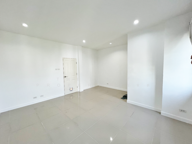 High Living 7, Chon Buri (Pattaya), 199 Thesaban Road 1, Nong Tamlung, Phan Thong, Chon Buri (Pattaya), 3 Bedrooms, 135 sqm, Townhouse For Sale, by The Best Property เจต, 500194390 - DDproperty.com