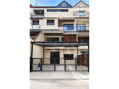 ขาย - หมู่บ้านวราธร วิลล์ ซอยพัฒนาการ44, กรุงเทพ