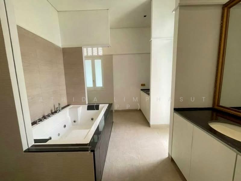 Tadarawadi, Chon Buri (Pattaya), Nong Pru, Bang Lamung (Pattaya), Chon Buri (Pattaya), 3 Bedrooms, 211 sqm, Villa For Sale, by Sathida Limphasut (App), 500194446 - DDproperty.com