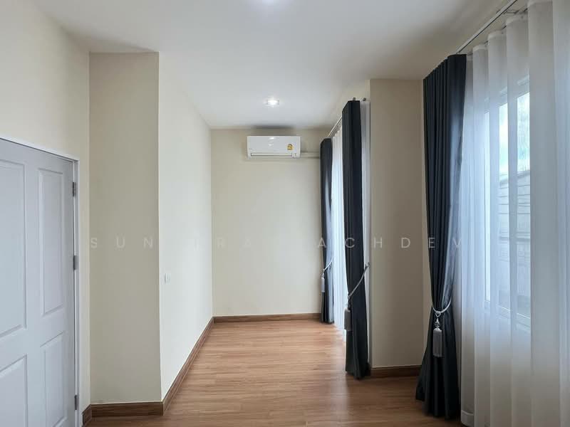 Golden Town Chalermprakiat - Suanluang, Bangkok, Soi Chaloem Phrakiat Rama 9 Soi 30 Yaek 14, Kanchanaphisek Road, Dok Mai, Prawet, Bangkok, 3 Bedrooms, 110 sqm, Townhouse For Rent, by Sunitra Sachdev, 500194460 - DDproperty.com