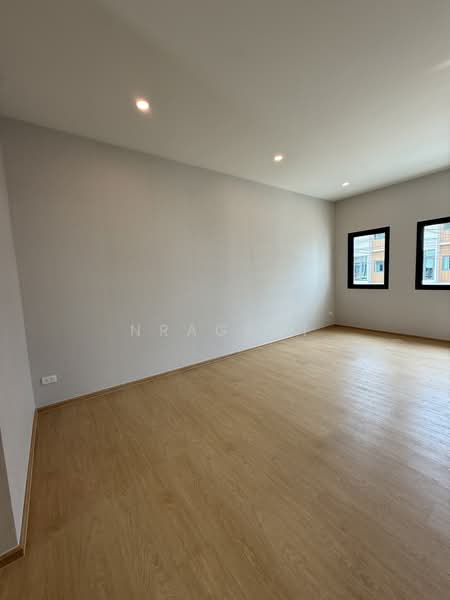 PLEX Onnut - Wongwaen, Bangkok, Sukhaphiban 2 Road, Dok Mai, Prawet, Bangkok, 3 Bedrooms, 150 sqm, Townhouse For Sale, by NRagent, 500194503 - DDproperty.com