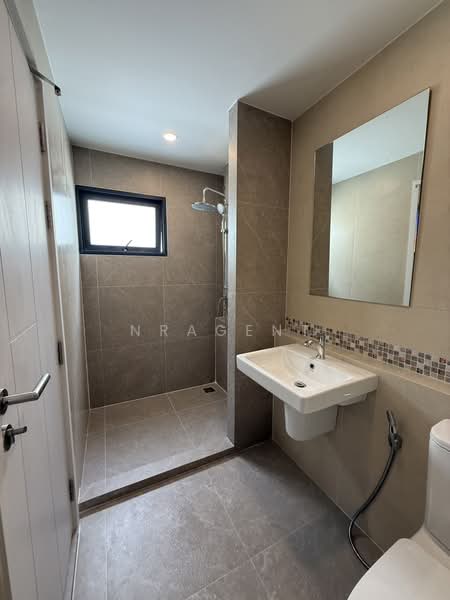 PLEX Onnut - Wongwaen, Bangkok, Sukhaphiban 2 Road, Dok Mai, Prawet, Bangkok, 3 Bedrooms, 150 sqm, Townhouse For Sale, by NRagent, 500194503 - DDproperty.com