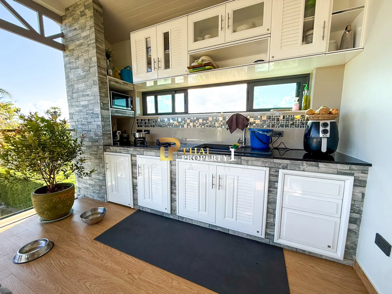 Soi Hua Hin 112, Prachuap Khiri Khan, Nong Kae, Hua Hin, Prachuap Khiri Khan, 4 Bedrooms, 340 sqm, Villa For Sale, by Dawud Prathanchai, 500194554 - DDproperty.com