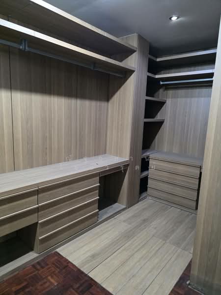 ขายที่ดินพร้มบ้านเดี่ยว 2 ชั้น ในซอยติวานนท์-ปากเกร็ด 28 ( เกร็ดมณี ) ใก้ลโรงเรียนสวนกุหลาบ, นนทบุรี, ติวานนท์, บางพูด, ปากเกร็ด, นนทบุรี, 300 ตร.ม., บ้านเดี่ยว ขาย, โดย ณัฐธยาน์ ไชยวรุตย์, 500194572 - DDproperty.com