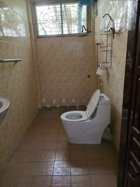 ขายที่ดินพร้มบ้านเดี่ยว 2 ชั้น ในซอยติวานนท์-ปากเกร็ด 28 ( เกร็ดมณี ) ใก้ลโรงเรียนสวนกุหลาบ, Nonthaburi, ติวานนท์, Bang Phut, Pak Kret, Nonthaburi, 4 Bedrooms, 300 sqm, Single Detached House For Sale, by ณัฐธยาน์ ไชยวรุตย์, 500194572 - DDproperty.com