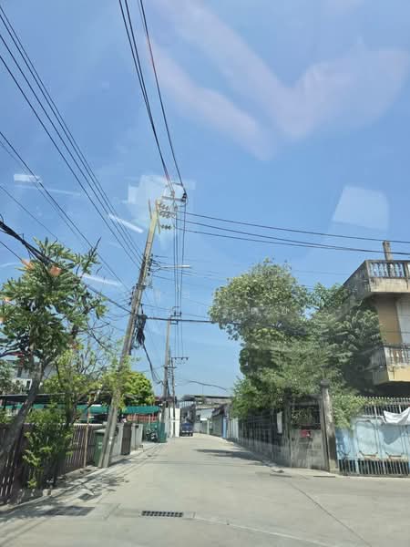 ขายที่ดินพร้มบ้านเดี่ยว 2 ชั้น ในซอยติวานนท์-ปากเกร็ด 28 ( เกร็ดมณี ) ใก้ลโรงเรียนสวนกุหลาบ, นนทบุรี, ติวานนท์, บางพูด, ปากเกร็ด, นนทบุรี, 300 ตร.ม., บ้านเดี่ยว ขาย, โดย ณัฐธยาน์ ไชยวรุตย์, 500194572 - DDproperty.com