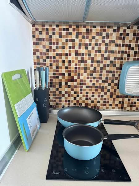 Le Luk Condominium, Bangkok, 1599 291 Sukhumvit Rd, Phra Kanong Nua, Watthana, Bangkok, 1 Bedroom, 32 sqm, Condo For Rent, by Praewpakar Soontawong, 500194577 - DDproperty.com