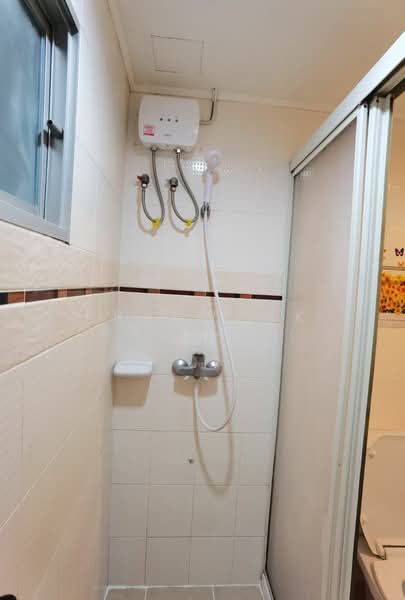 Lumpini Ville Sukhumvit 77, Bangkok, Sukhumvit 77 Road, Suan Luang, Suan Luang, Bangkok, 1 Bedroom, 35 sqm, Condo For Rent, by Praewpakar Soontawong, 500194580 - DDproperty.com