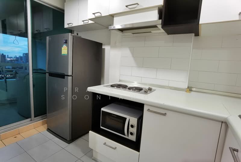 Lumpini Ville Sukhumvit 77, Bangkok, Sukhumvit 77 Road, Suan Luang, Suan Luang, Bangkok, 1 Bedroom, 35 sqm, Condo For Rent, by Praewpakar Soontawong, 500194580 - DDproperty.com