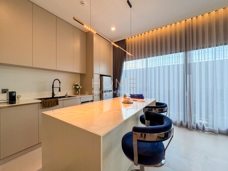Grand Bangkok Boulevard Krungthepkritha : แกรนด์ บางกอก บูเลอวาร์ด กรุงเทพกรีฑา, กรุงเทพ, ถนน ศรีนครินทร์-ร่มเกล้า, คลองสามประเวศ, ลาดกระบัง, กรุงเทพ, 604 ตร.ม., บ้านเดี่ยว ขาย, โดย HOME Real Estate Service, 500194607 - DDproperty.com