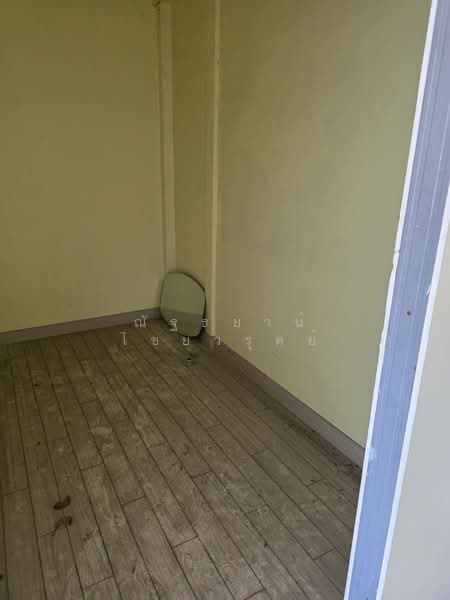 ขายบ้านเดี่ยว 2 ชั้น ถนนเลียบทางรถไฟตลิ่งชัน ห่างจากสถานีรถไฟฟ้าสถานีบางขุนนนท์ เพียง 100 เมตร, Bangkok, เลียบทางรถไฟตลิ่งชัน, Bang Khun Non, Bangkok Noi, Bangkok, 3 Bedrooms, 250 sqm, Single Detached House For Sale, by ณัฐธยาน์ ไชยวรุตย์, 500194631 - DDproperty.com