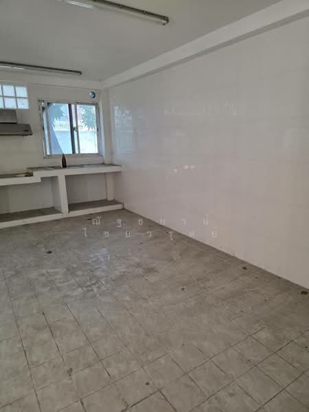 ขายบ้านเดี่ยว 2 ชั้น ถนนเลียบทางรถไฟตลิ่งชัน ห่างจากสถานีรถไฟฟ้าสถานีบางขุนนนท์ เพียง 100 เมตร, กรุงเทพ, เลียบทางรถไฟตลิ่งชัน, บางขุนนนท์, บางกอกน้อย, กรุงเทพ, 250 ตร.ม., บ้านเดี่ยว ขาย, โดย ณัฐธยาน์ ไชยวรุตย์, 500194631 - DDproperty.com