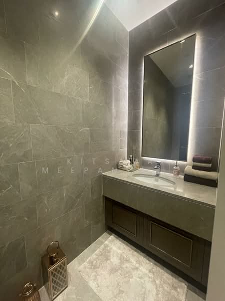 The Diplomat 39, Bangkok, 18 Soi Sukhumvit 39, Sukhumvit Road, Khlong Tan Nua, Watthana, Bangkok, 3 Bedrooms, 152 sqm, Condo For Rent, by kitsada meepanya (Naf), 500194632 - DDproperty.com