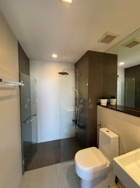 Urbano Absolute Sathon-Taksin, Bangkok, 345 Charoen Nakhon 14/2 Alley, Khlong Ton Sai, Khlong San, Bangkok, 1 Bedroom, 30 sqm, Condo For Rent, by Praewpakar Soontawong, 500194717 - DDproperty.com