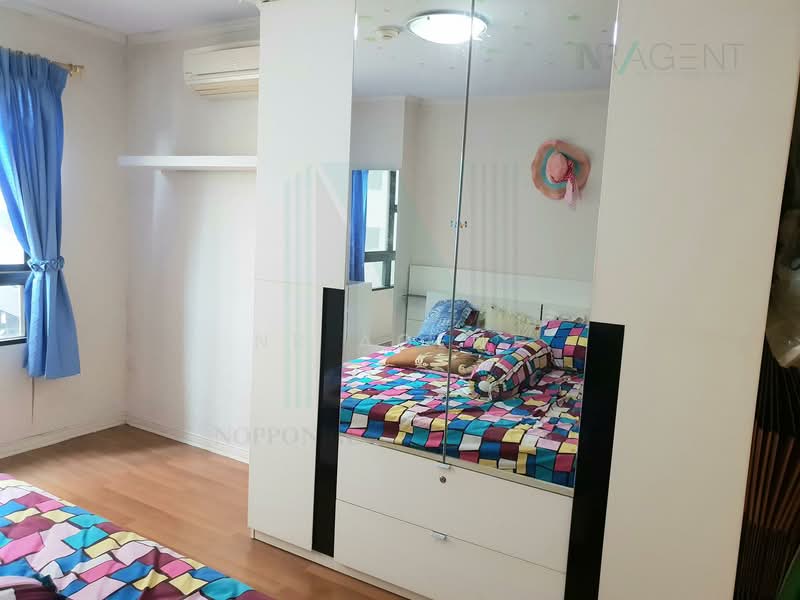 For Sale - Lumpini Place Narathiwas Ratchanakarin, Bangkok