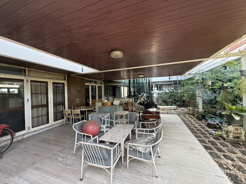 ขายบ้านซอยทองหล่อ 25 เหมาะสำหรับสร้างบ้านพักอาศัย, Bangkok, สุขุมวิท 55, Khlong Tan Nua, Watthana, Bangkok, 5 Bedrooms, 500 sqm, Single Detached House For Sale, by Suchanya Piboonwiput, 500194722 - DDproperty.com