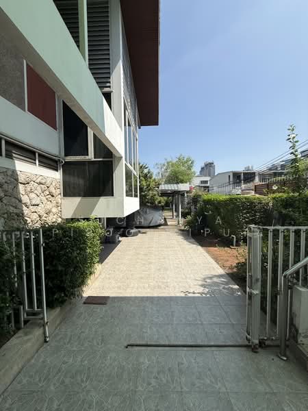 ขายบ้านซอยทองหล่อ 25 เหมาะสำหรับสร้างบ้านพักอาศัย, กรุงเทพ, สุขุมวิท 55, คลองตันเหนือ, วัฒนา, กรุงเทพ, 500 ตร.ม., บ้านเดี่ยว ขาย, โดย Suchanya Piboonwiput, 500194722 - DDproperty.com