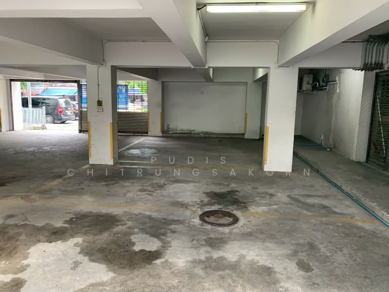 5 แยกลาดพร้าว | อาคารให้เช่า, กรุงเทพ, จอมพล, จตุจักร, กรุงเทพ, 1,145 ตร.ม., ตึกแถว-อาคารพาณิชย์ ให้เช่า, โดย Pudis Chitrungsakorn, 500194754 - DDproperty.com