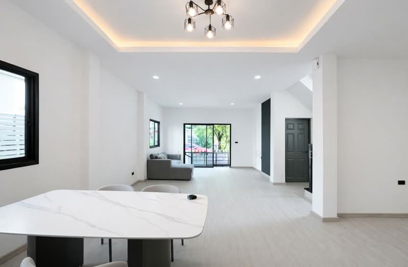 พร้อมพัฒน์ 1, กรุงเทพ, สามวาตะวันตก, คลองสามวา, กรุงเทพ, 140 ตร.ม., บ้านเดี่ยว ขาย, โดย Angsanaporn D, 500194766 - DDproperty.com