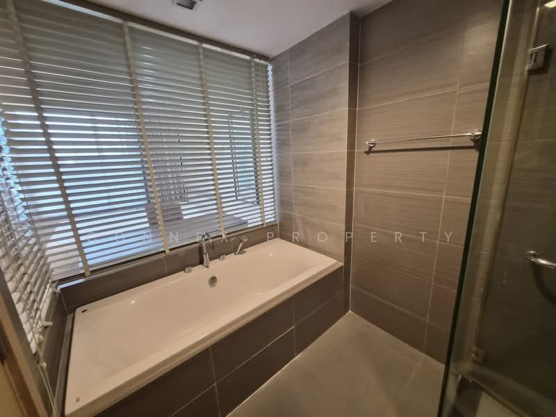 Siri At Sukhumvit, Bangkok, 902 Sukhumvit Road, Phra Kanong, Khlong Toei, Bangkok, 2 Bedrooms, 70 sqm, Condo For Rent, by Connex Property, 500194805 - DDproperty.com