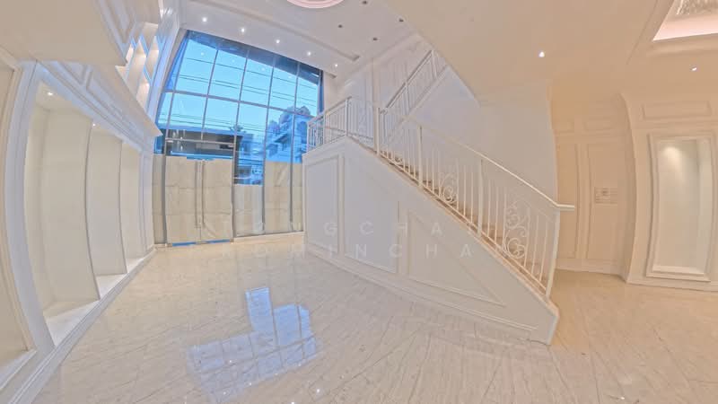 The Taste Thonglor, Thonglor 11, Sukhumvit 55, Bangkok, ซอยทองหล่อ 11 สุขุมวิท 55, Khlongtoei Nua, Watthana, Bangkok, , 183 sqm, Retail Space For Rent, by Tongchat Prominchan, 500194823 - DDproperty.com