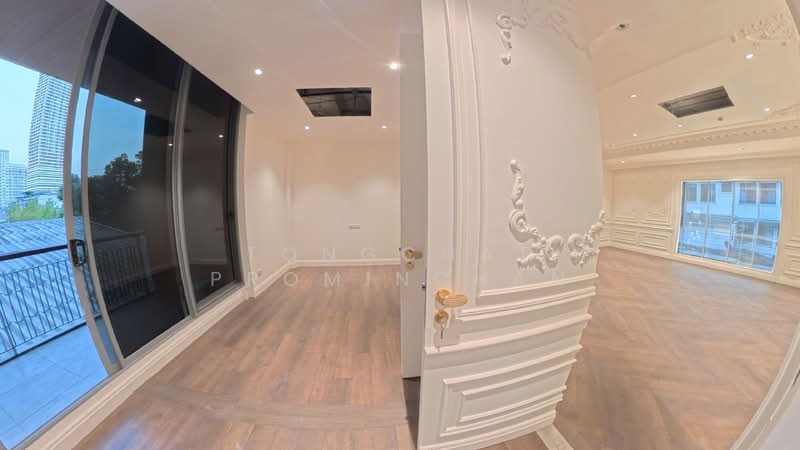 Bservaproperty Virtual Tour 360 พื้นที่เชิงพาณิชย์ระดับพรีเมียม ใจกลางทองหล่อ, กรุงเทพ, คลองเตยเหนือ, วัฒนา, กรุงเทพ, 183 ตร.ม., พื้นที่ขายของ ให้เช่า, โดย Tongchat Prominchan, 500194823 - DDproperty.com