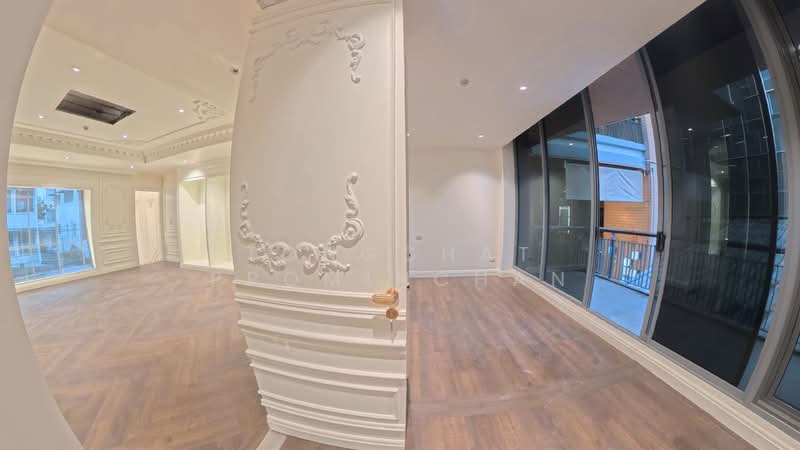 The Taste Thonglor, Thonglor 11, Sukhumvit 55, Bangkok, ซอยทองหล่อ 11 สุขุมวิท 55, Khlongtoei Nua, Watthana, Bangkok, , 183 sqm, Retail Space For Rent, by Tongchat Prominchan, 500194823 - DDproperty.com